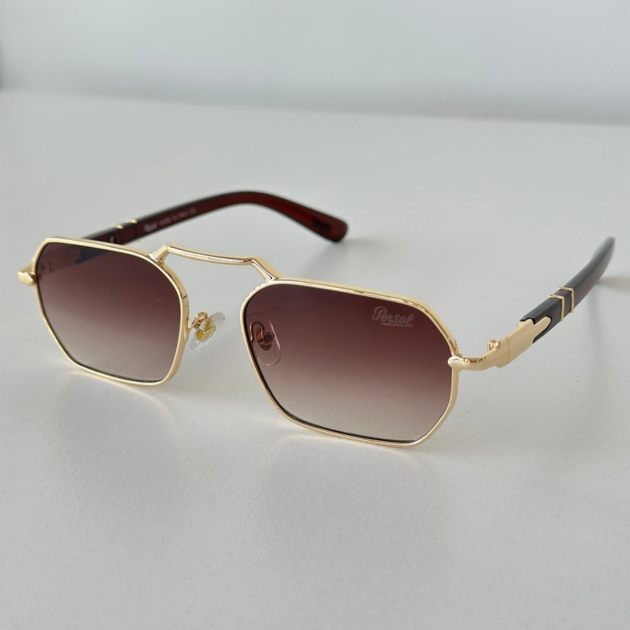 Persol 1020S 515/31 57 Eşref Tek – UV400 Tek Renkli Kahve Camlı Geometrik Metal Güneş Gözlüğü